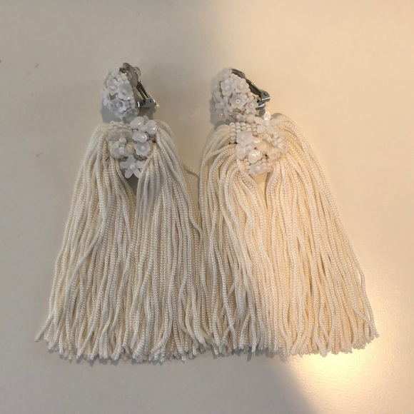 Sachin & Babi white fun earrings.